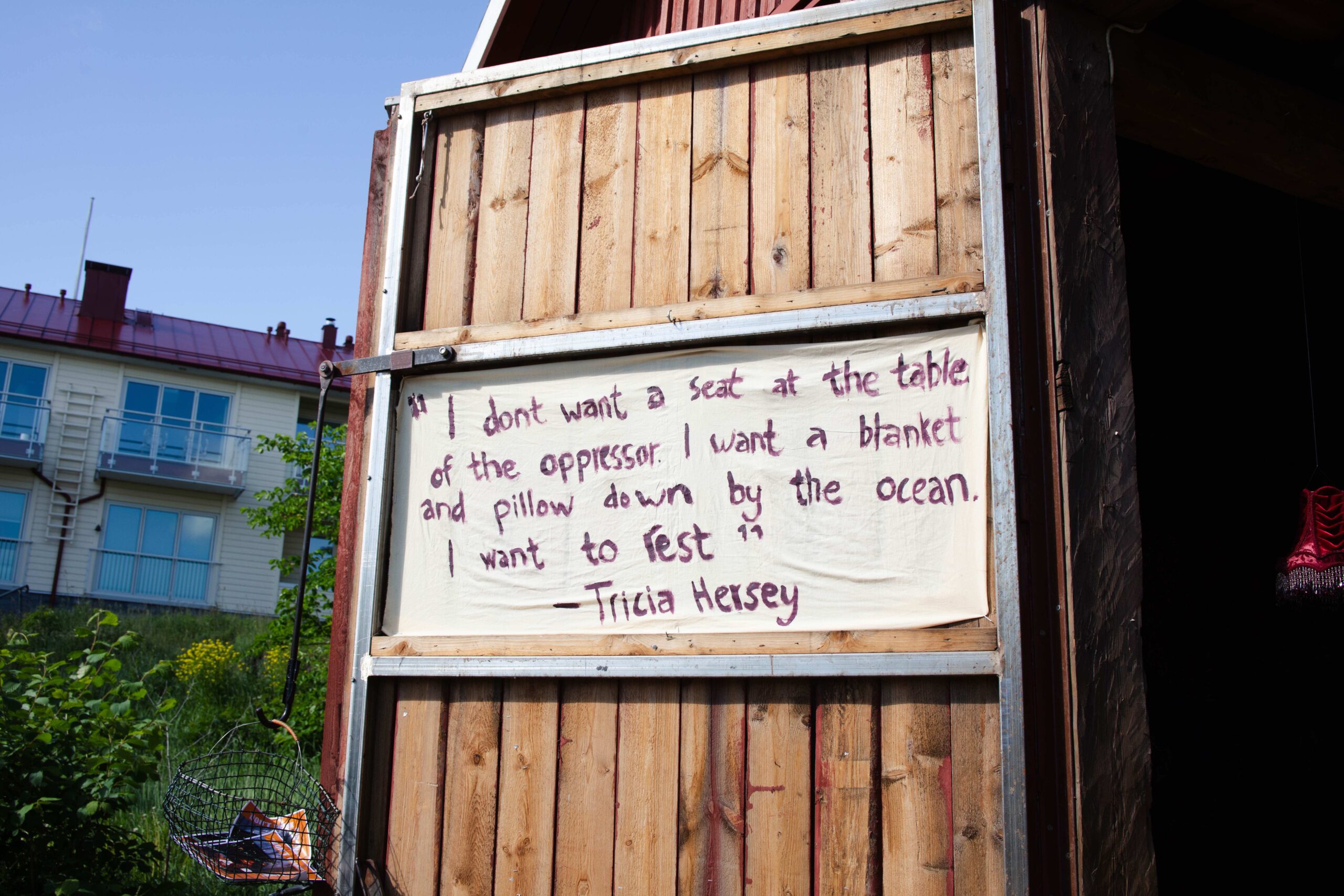 Don’t thank for the food: Open Call nuorille BIPOC-taiteilijoille